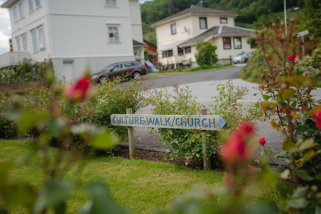 Leikanger Fjordhotel - Unike Hoteller Luaran gambar